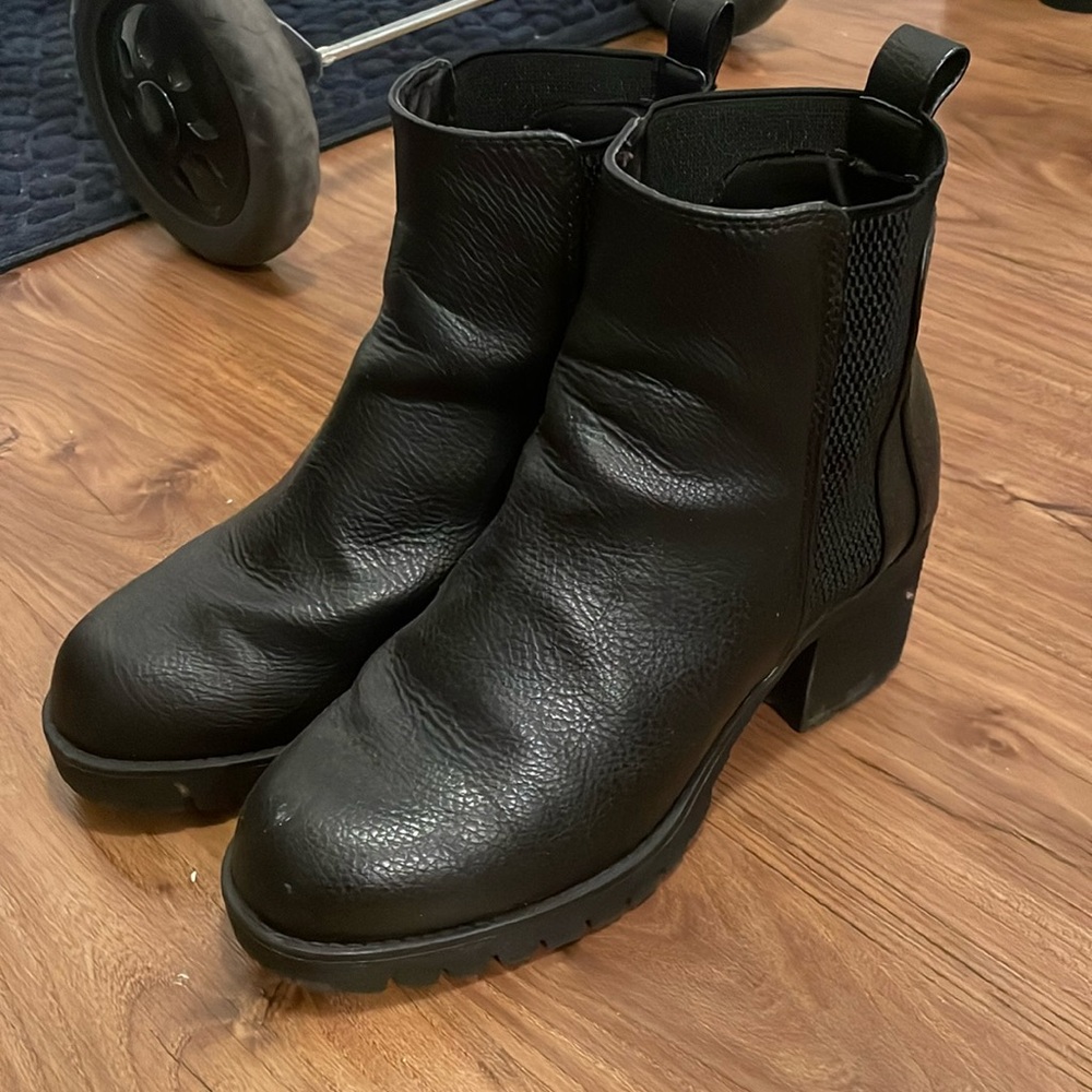 MIA Black Heeled Booties